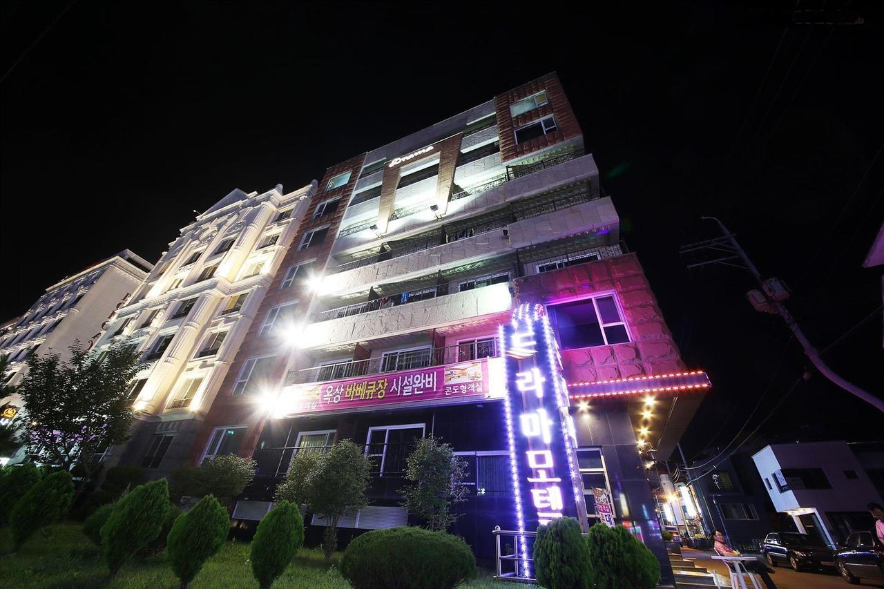 Drama Motel Boryeong Exteriör bild