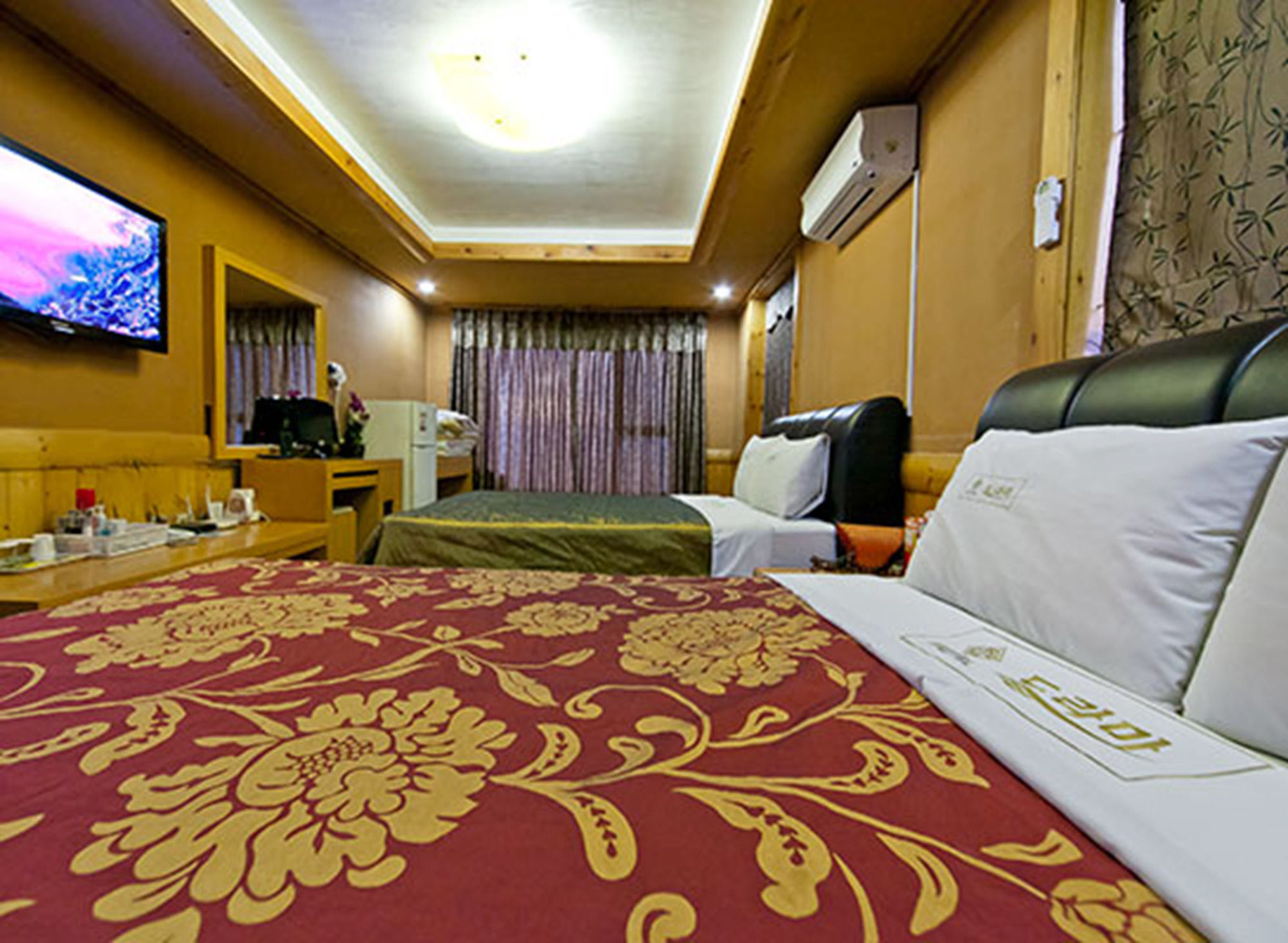 Drama Motel Boryeong Exteriör bild